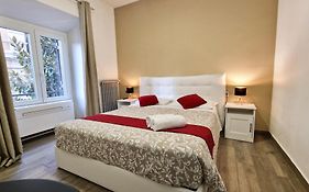 Giulya Guest House